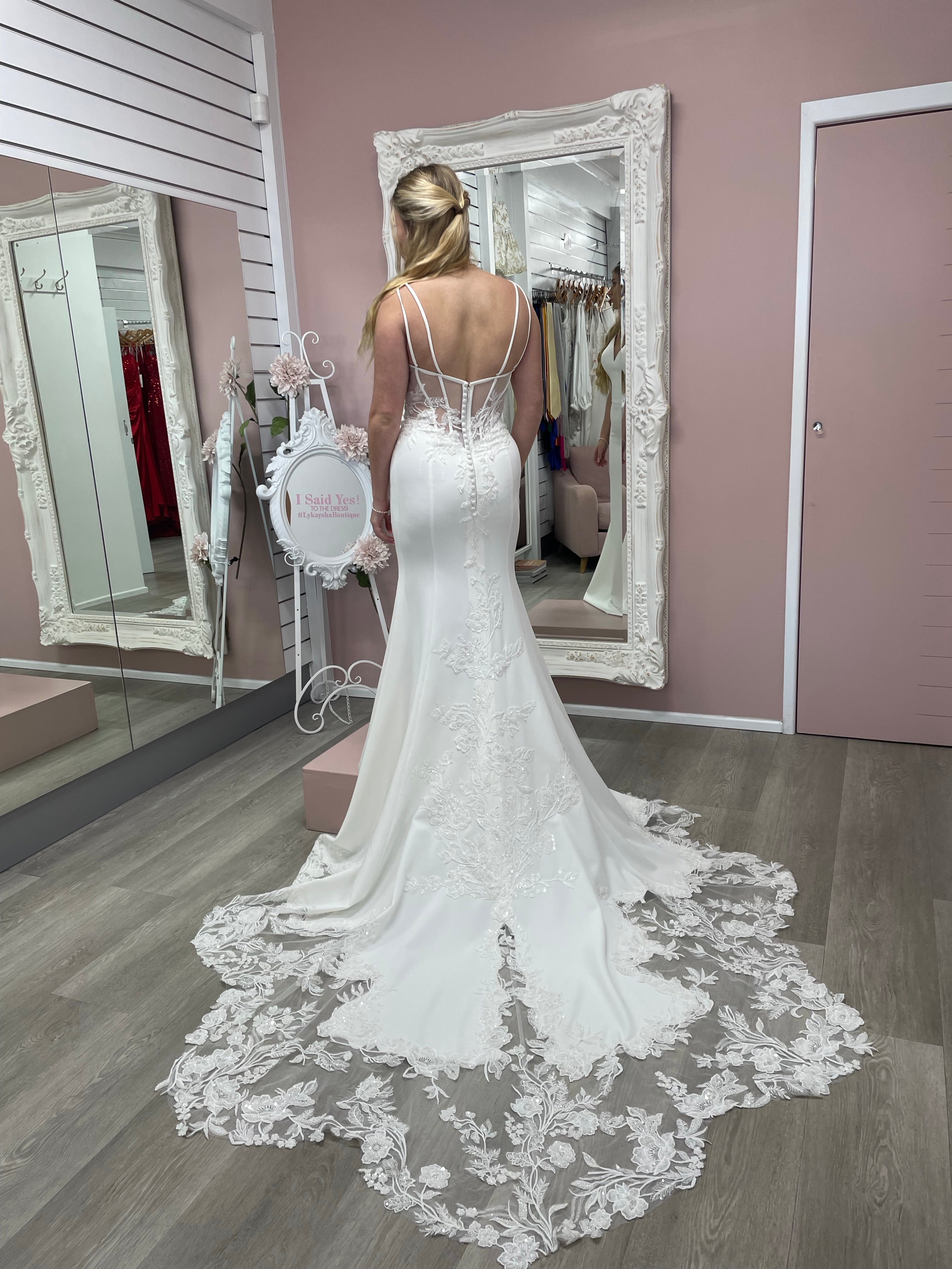 Kallista Wedding Dress