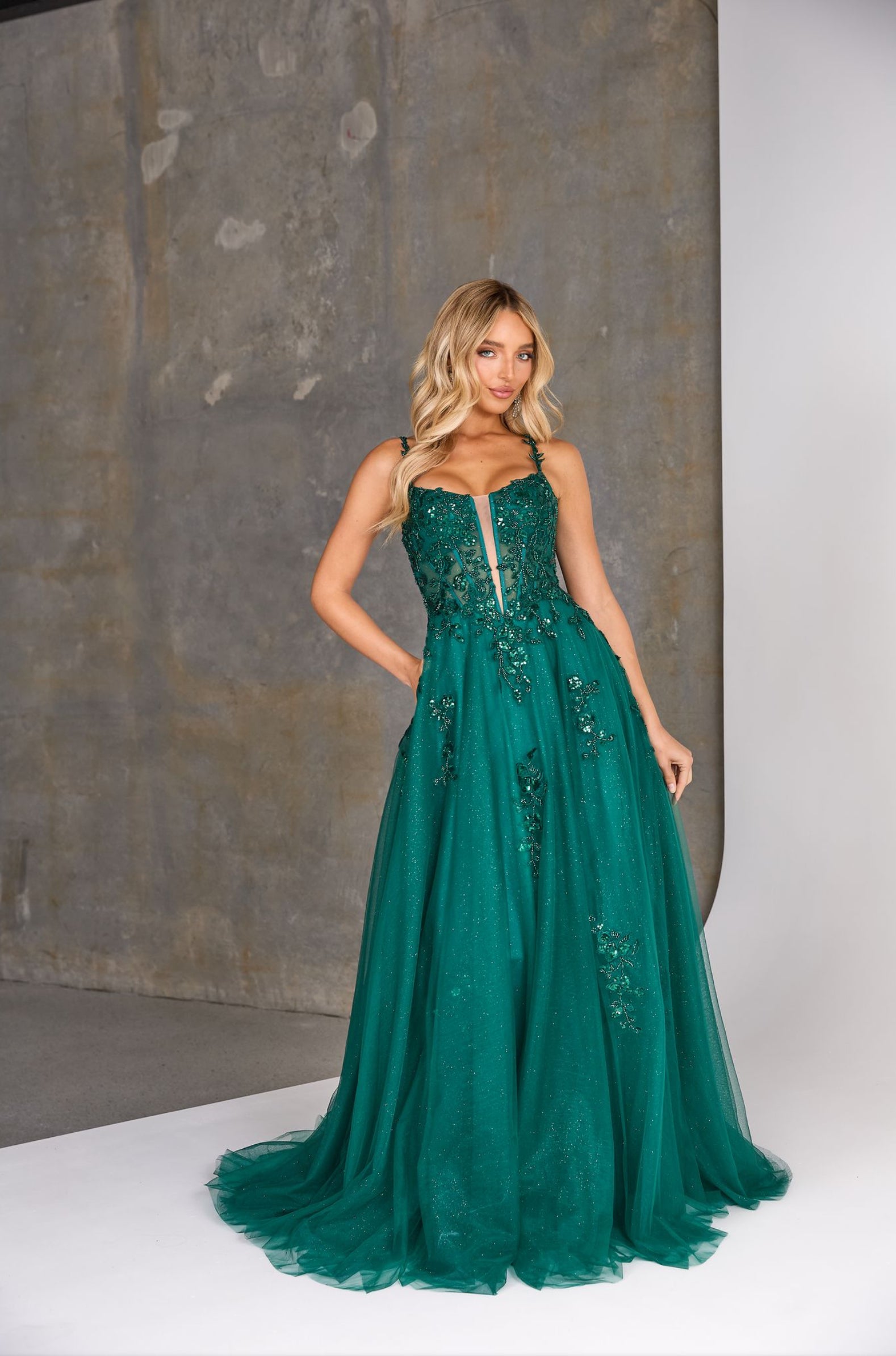 Dauphine PO2573 Formal Dress