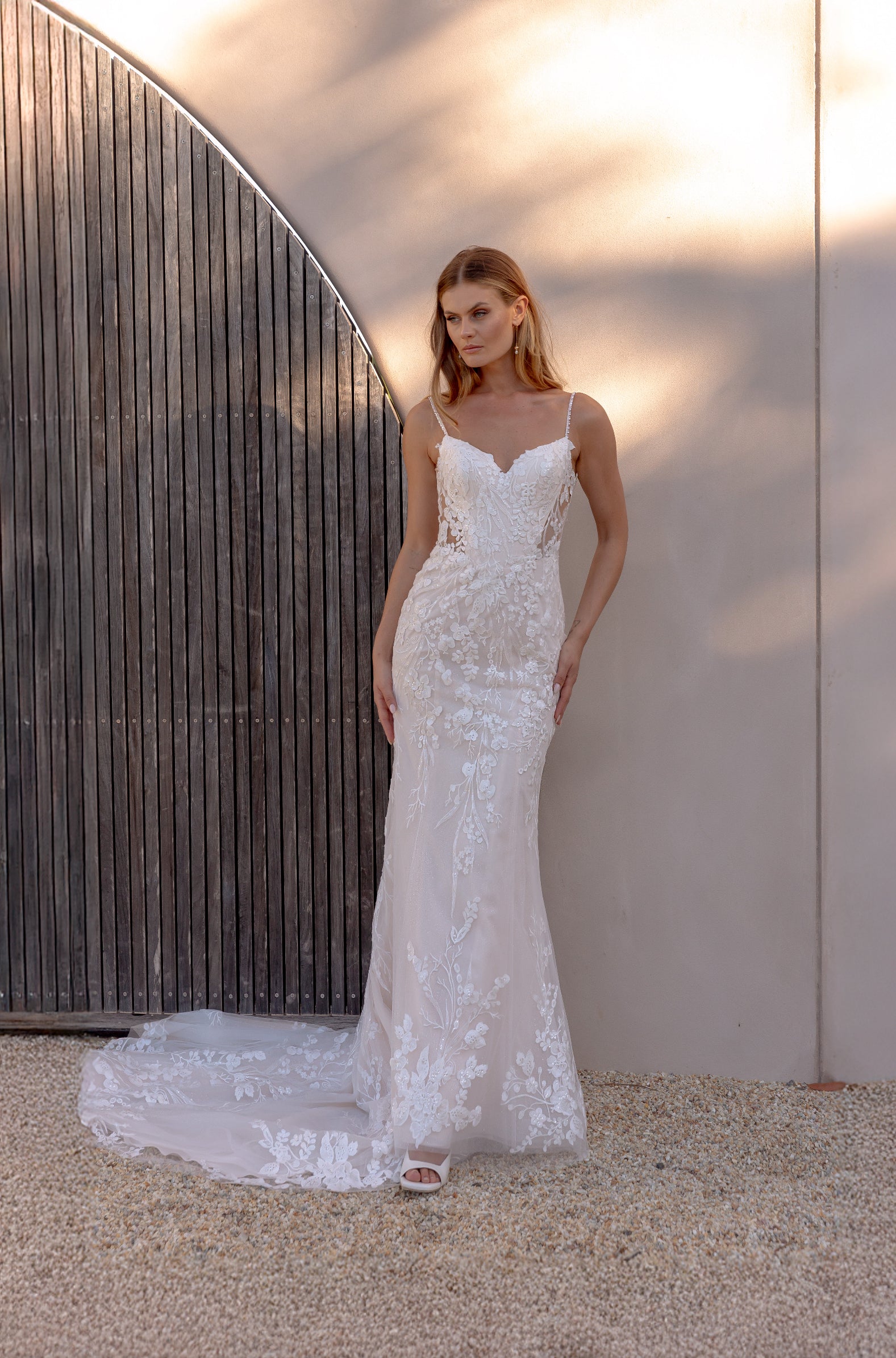 Noa MB2526 Wedding Dress