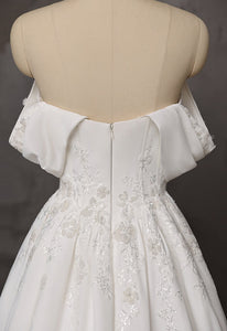 Eden Wedding Dress (Curve Collection)