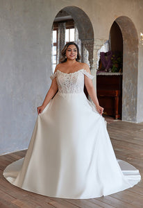 Winslet Wedding Dress (Curve Collection)