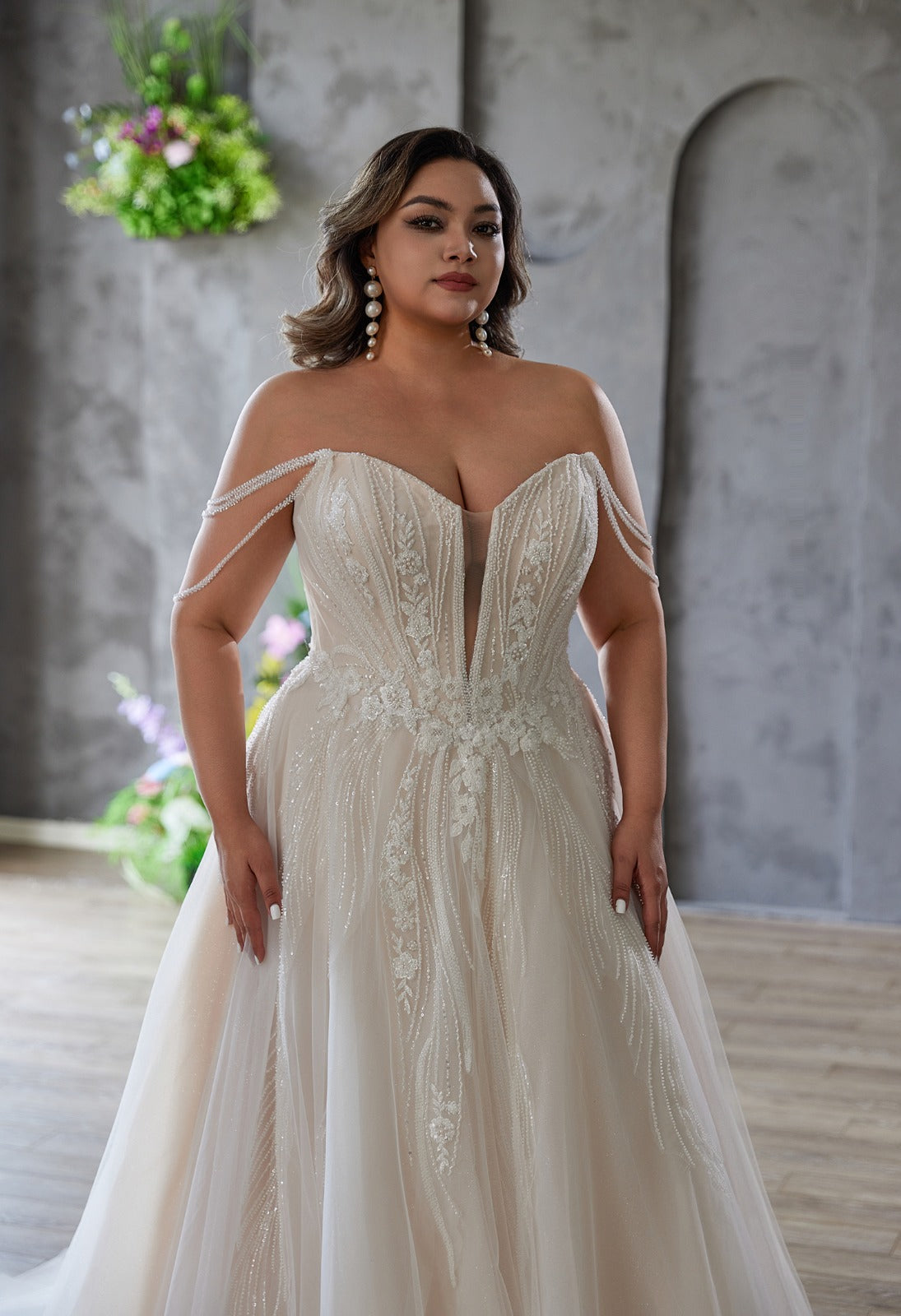 Krystal Wedding Dress (Curve Collection)