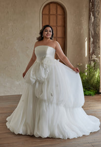 Hamilton Wedding Dress (Curve Collection)
