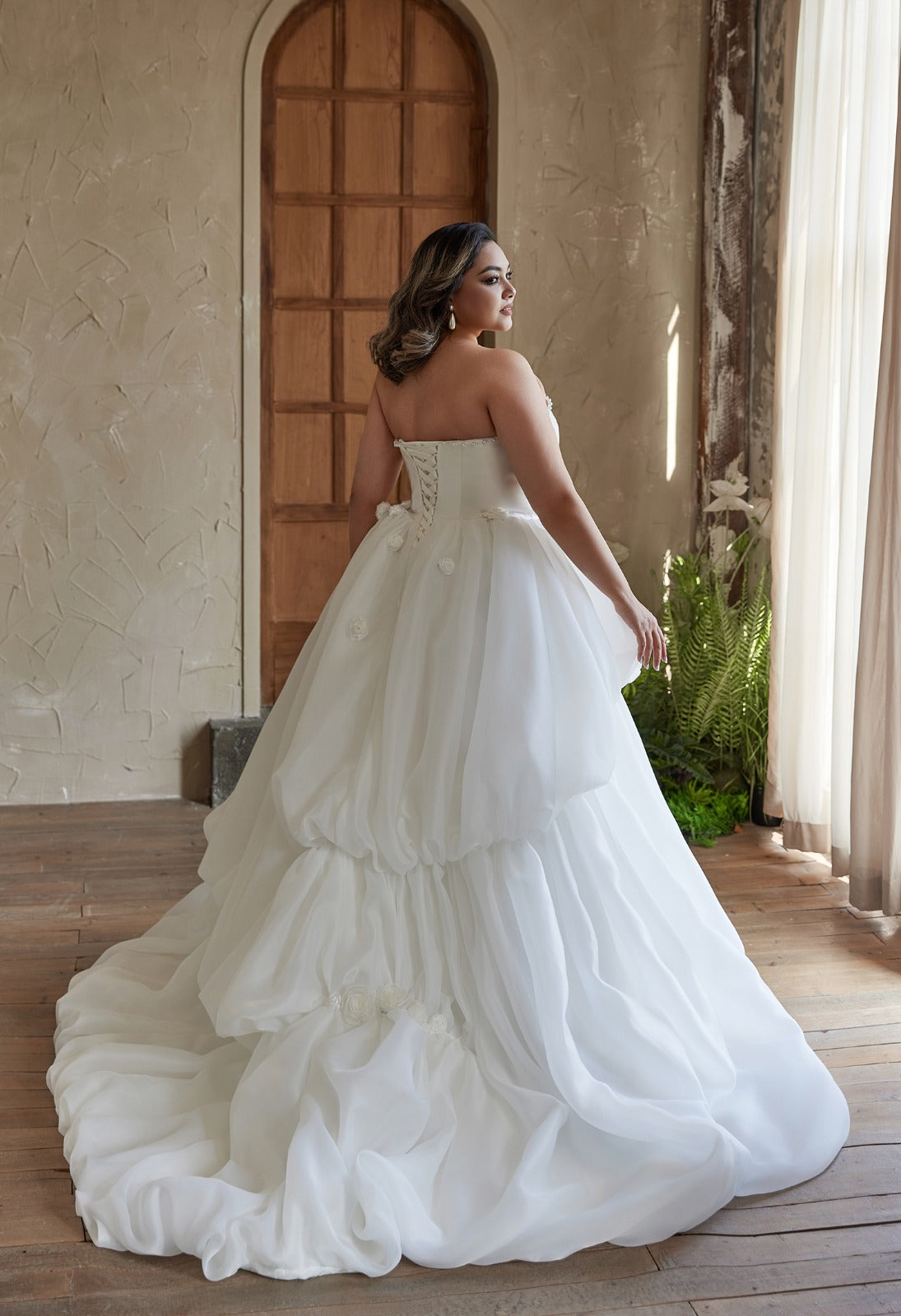 Hamilton Wedding Dress (Curve Collection)