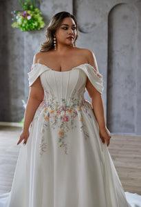 Eden Wedding Dress (Curve Collection)