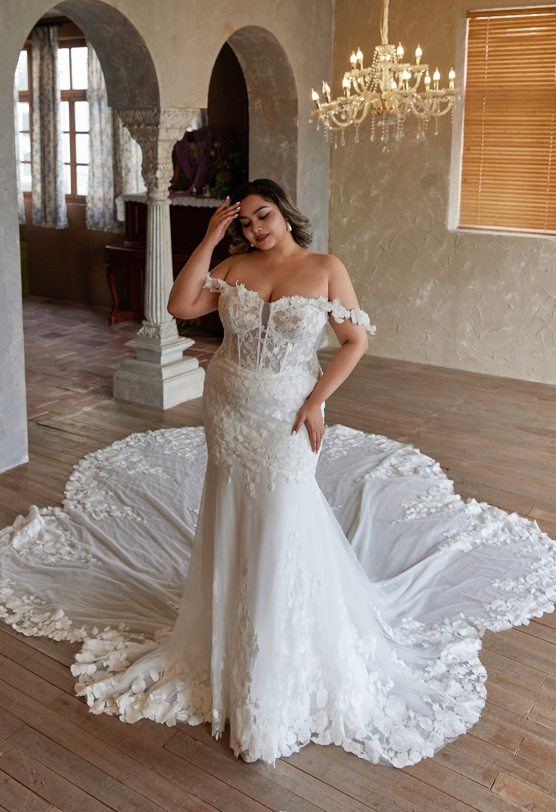 Kimba Wedding Dress (Curve Collection)