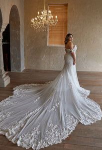 Kimba Wedding Dress (Curve Collection)