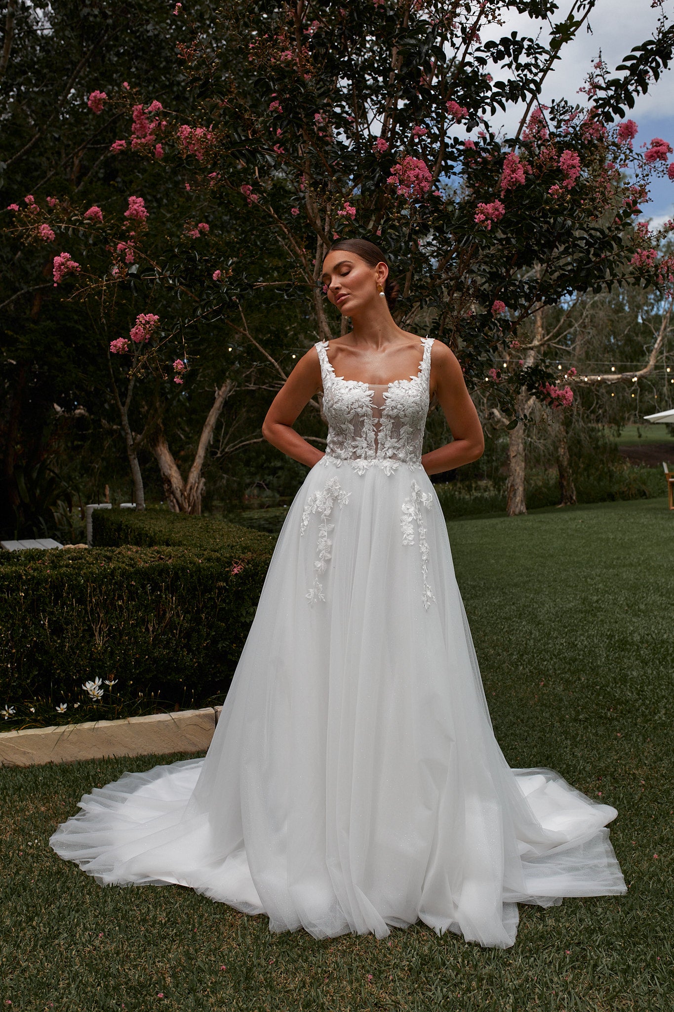 Thistle TC24118 Wedding Dress