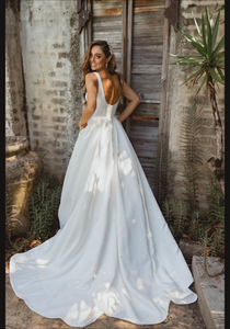 Vienna TC338 wedding gown