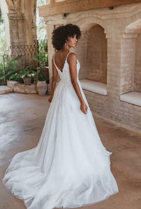Jasper Vintage White Wedding Gown