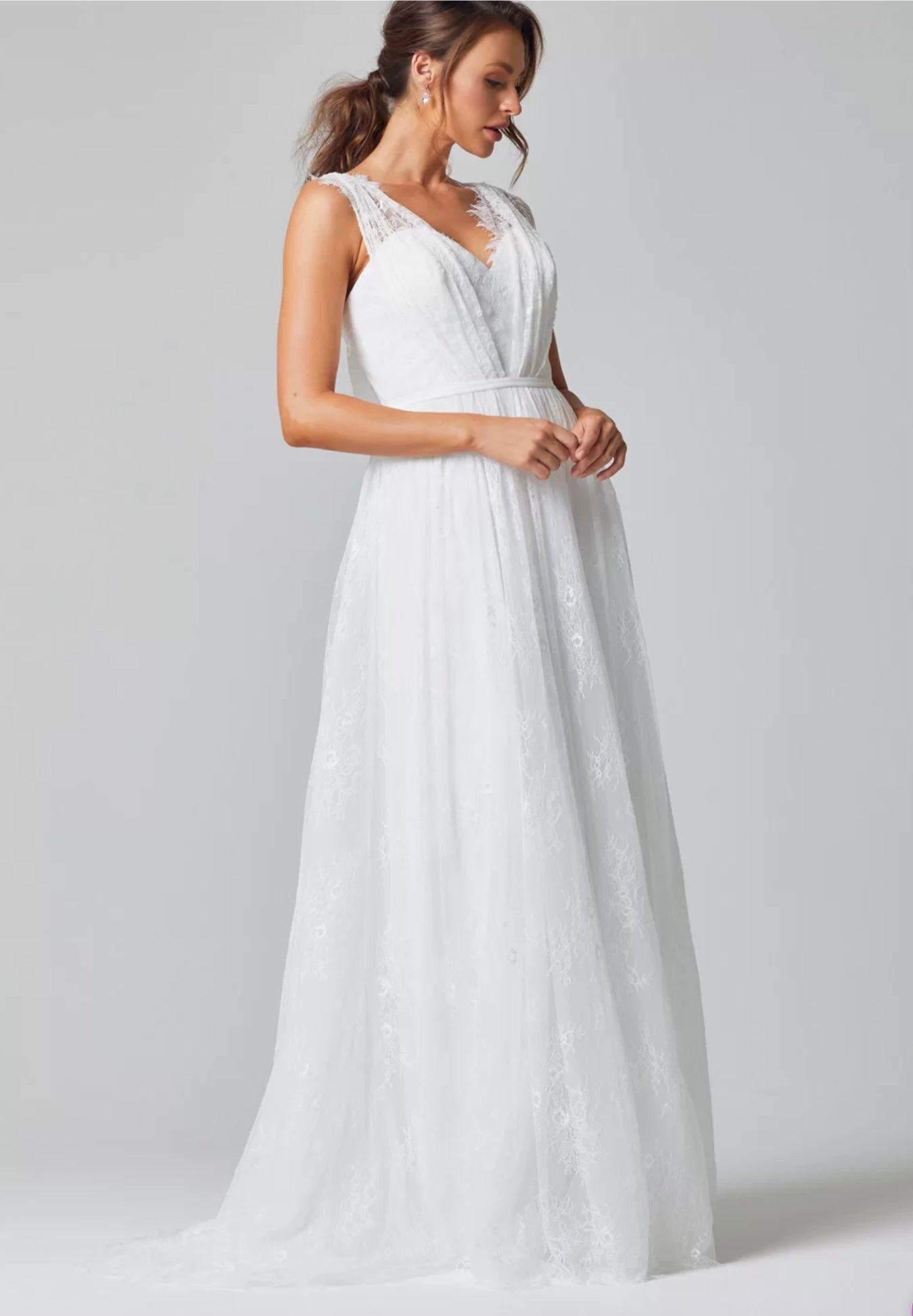 Melody vintage white wedding dress